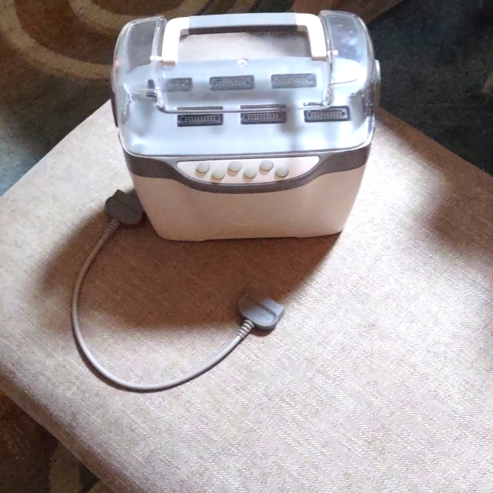 Like New CRICUT JUKEBOX